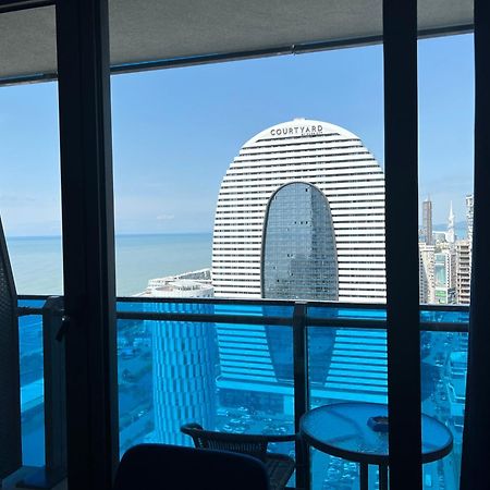 Orbi Cyti Apartment Батуми Екстериор снимка