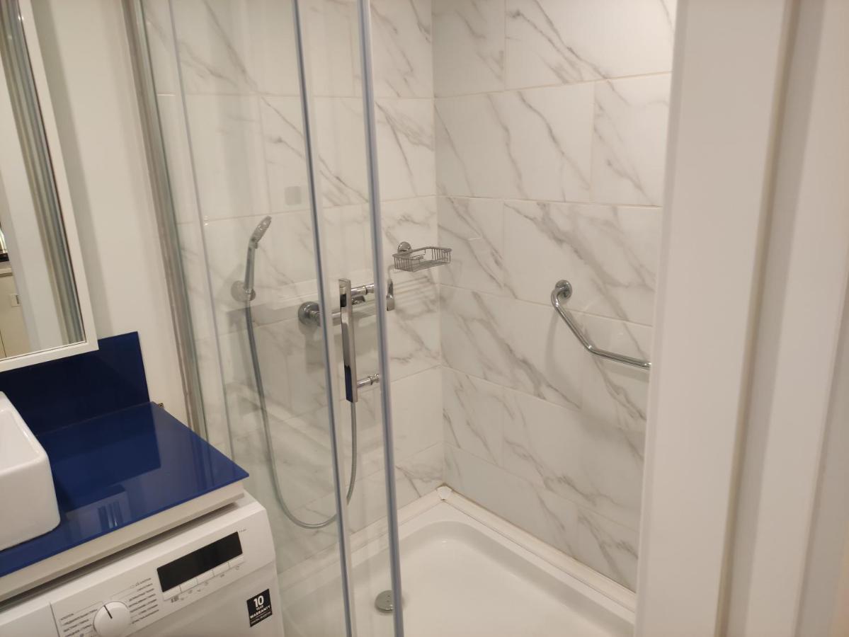 Orbi Cyti Apartment Батуми Екстериор снимка